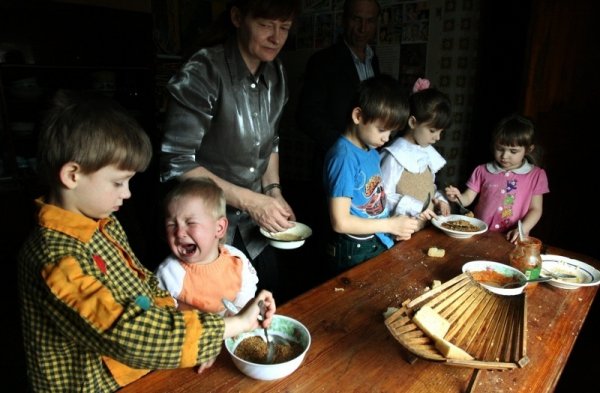 В Прикамье отменят пособия многодетным семьям. «Их стало слишком много»