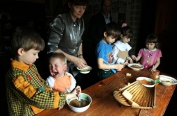 В Прикамье отменят пособия многодетным семьям. «Их стало слишком много»