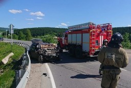 Автобус "Пермь - Александровск" попал в ДТП