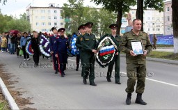 Александровцы простились с земляком, погибшим в СВО