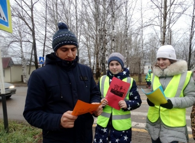 В Александровске прошла акция «Лайк водителю»